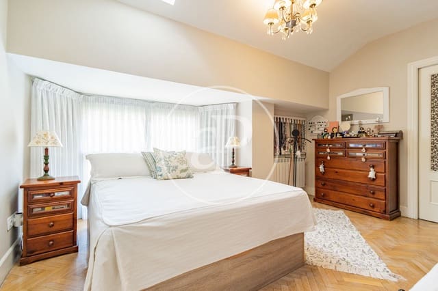Apartamento de 5 habitaciones en Adelfas, Madrid ciudad en venta con piscina - 1.350.000 € (Ref: 10148804)
