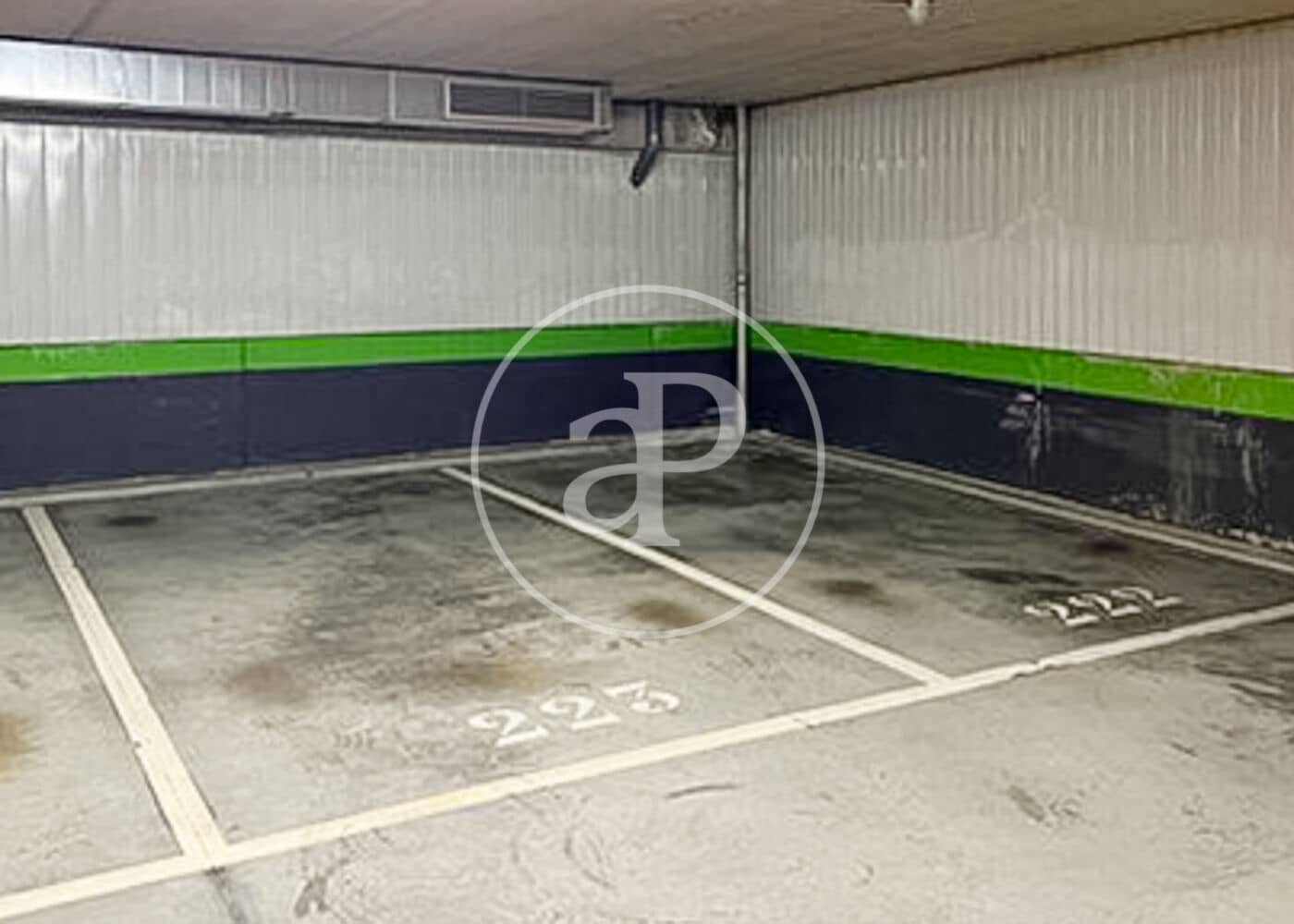 2 slaapkamer Appartement te koop in Madrid stad - € 799.999 (Ref: 10148809)