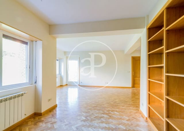 3 sovrum Lägenhet att hyra i Palomas, Madrid stad med garage - 2 000 € (Ref: 10148810)