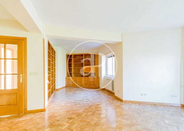 3 sovrum Lägenhet att hyra i Palomas, Madrid stad med garage - 2 000 € (Ref: 10148810)