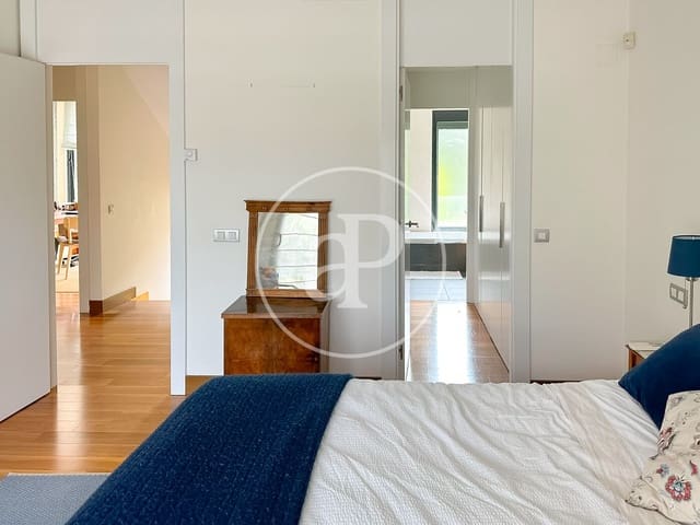 5 soverom Villa til salgs i Boadilla del Monte med svømmebasseng garasje - € 1 275 000 (Ref: 10155241)