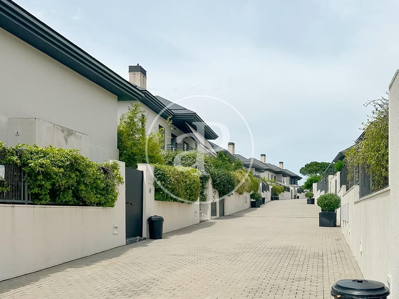 5 soveværelse Villa til salg i Boadilla del Monte med swimmingpool garage - € 1.275.000 (Ref: 10155241)