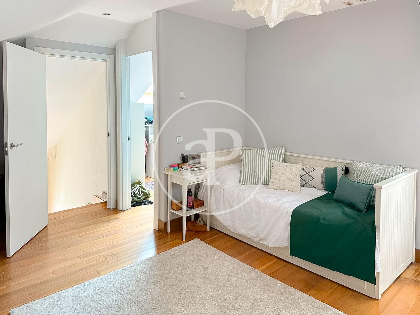 4 soveværelse Villa til salg i Boadilla del Monte med swimmingpool garage - € 1.325.000 (Ref: 10155242)