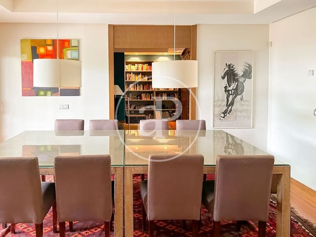 4 soveværelse Villa til salg i Boadilla del Monte med swimmingpool garage - € 1.325.000 (Ref: 10155242)