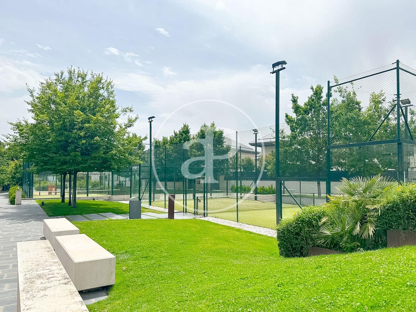 4 soveværelse Villa til salg i Boadilla del Monte med swimmingpool garage - € 1.325.000 (Ref: 10155242)