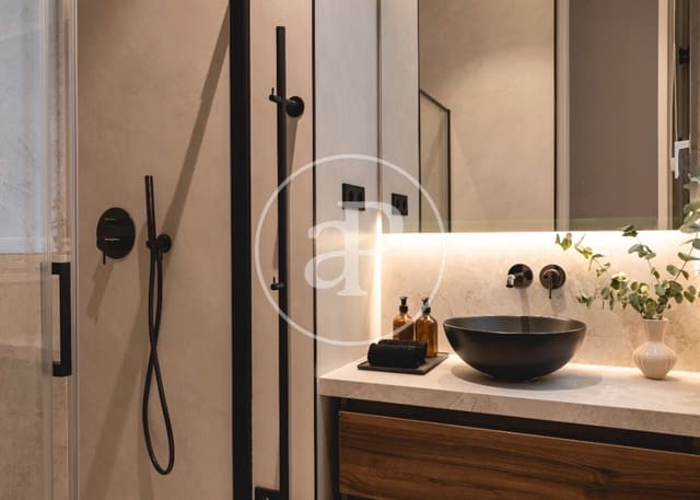 3 soverom Leilighet til salgs i Almagro, Madrid by - € 2 900 000 (Ref: 10155244)