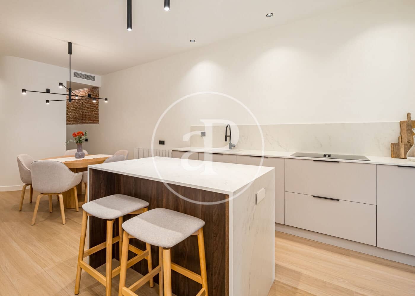 3 bedroom Apartment for sale in Madrid city - € 1,370,000 (Ref: 10155246)