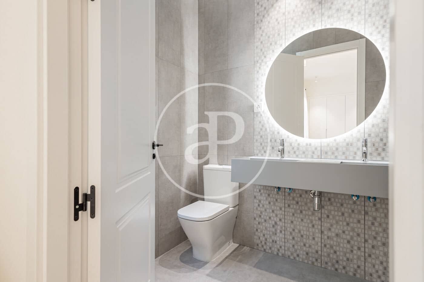 Apartamento de 3 habitaciones en Madrid ciudad en venta - 2.950.000 € (Ref: 10157694)
