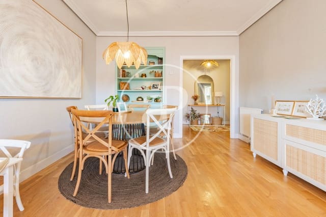 3 slaapkamer Appartement te koop in Costillares, Madrid stad met zwembad garage - € 860.000 (Ref: 10157699)