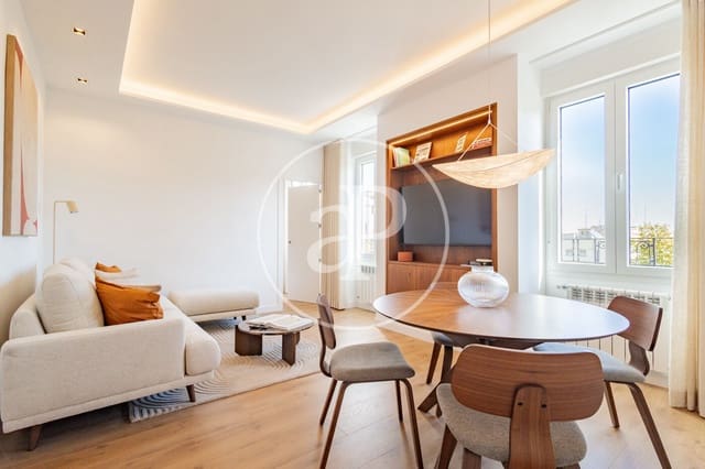 3 soveværelse Lejlighed til salg i Goya, Madrid by - € 980.000 (Ref: 10157702)