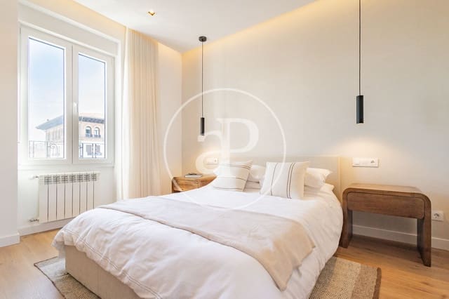 3 soveværelse Lejlighed til salg i Goya, Madrid by - € 980.000 (Ref: 10157702)