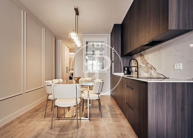 2 sovrum Lägenhet till salu i Fuente del Berro, Madrid stad - 1 069 000 € (Ref: 10157703)