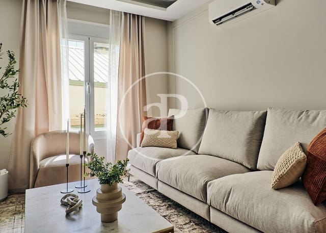 2 sovrum Lägenhet till salu i Fuente del Berro, Madrid stad - 1 069 000 € (Ref: 10157703)