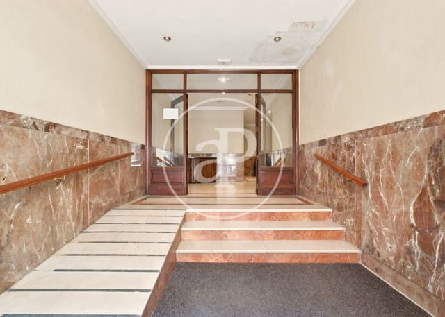 3 sovrum Lägenhet till salu i Delicias, Madrid stad med garage - 623 000 € (Ref: 10159575)