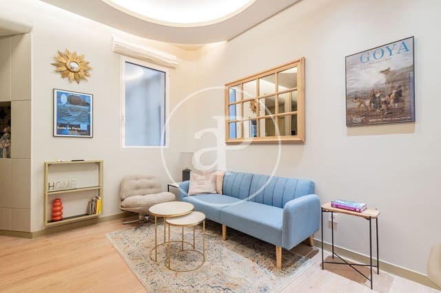 2 soveværelse Lejlighed til salg i Cuatro Caminos, Madrid by - € 387.500 (Ref: 10159578)