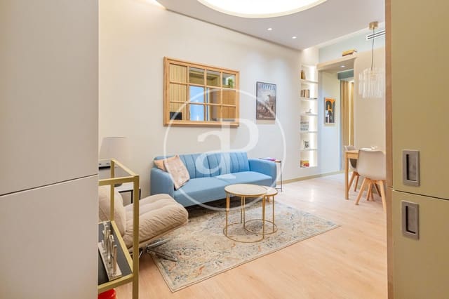 2 soveværelse Lejlighed til salg i Cuatro Caminos, Madrid by - € 387.500 (Ref: 10159578)