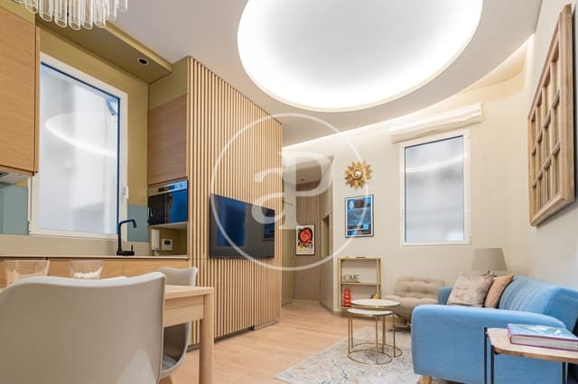 2 soveværelse Lejlighed til salg i Cuatro Caminos, Madrid by - € 387.500 (Ref: 10159578)