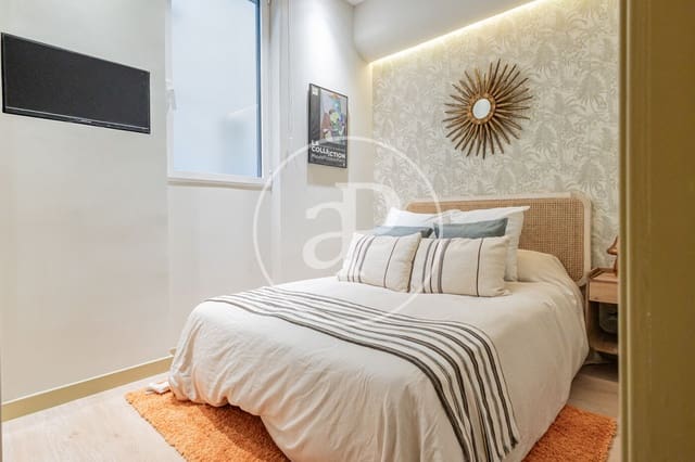 2 soveværelse Lejlighed til salg i Cuatro Caminos, Madrid by - € 387.500 (Ref: 10159578)
