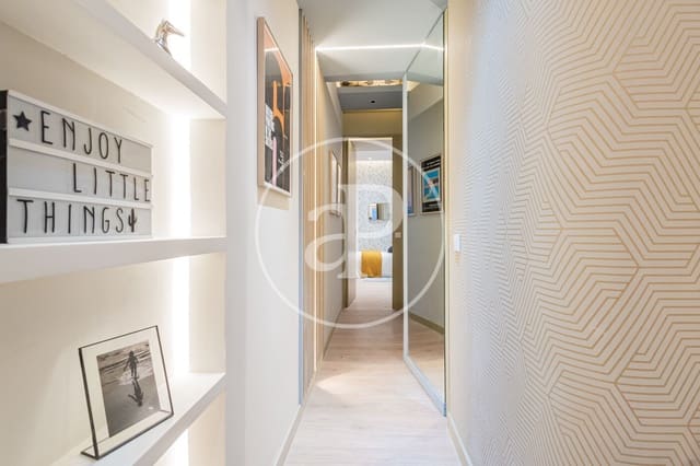 2 soveværelse Lejlighed til salg i Cuatro Caminos, Madrid by - € 387.500 (Ref: 10159578)