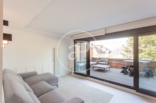 2 Zimmer Apartment zu verkaufen in Aravaca, Madrid Stadt mit Pool Garage - 765.000 € (Ref: 10159581)