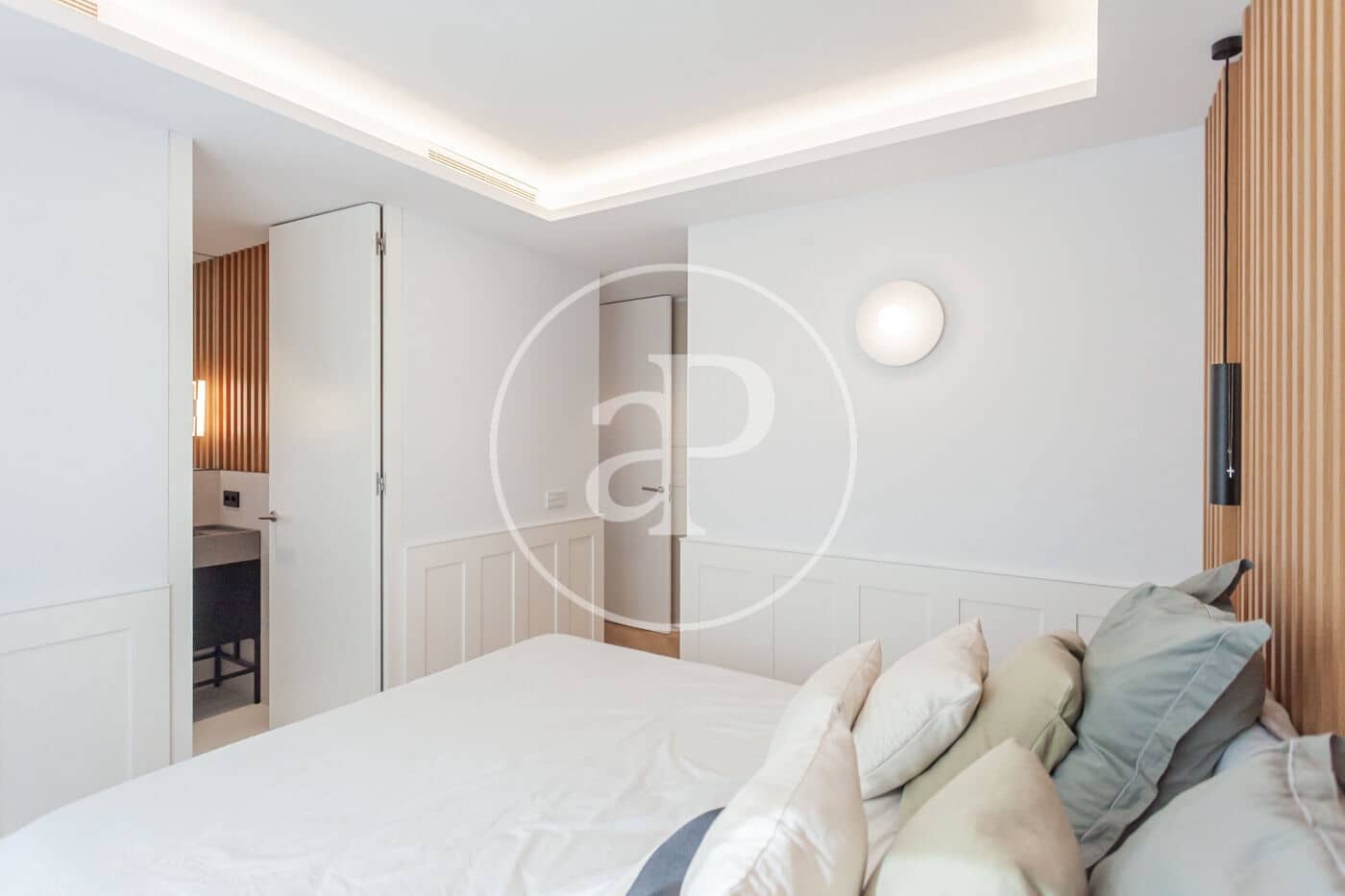 2 Zimmer Apartment zu verkaufen in Madrid Stadt mit Pool Garage - 765.000 € (Ref: 10159581)