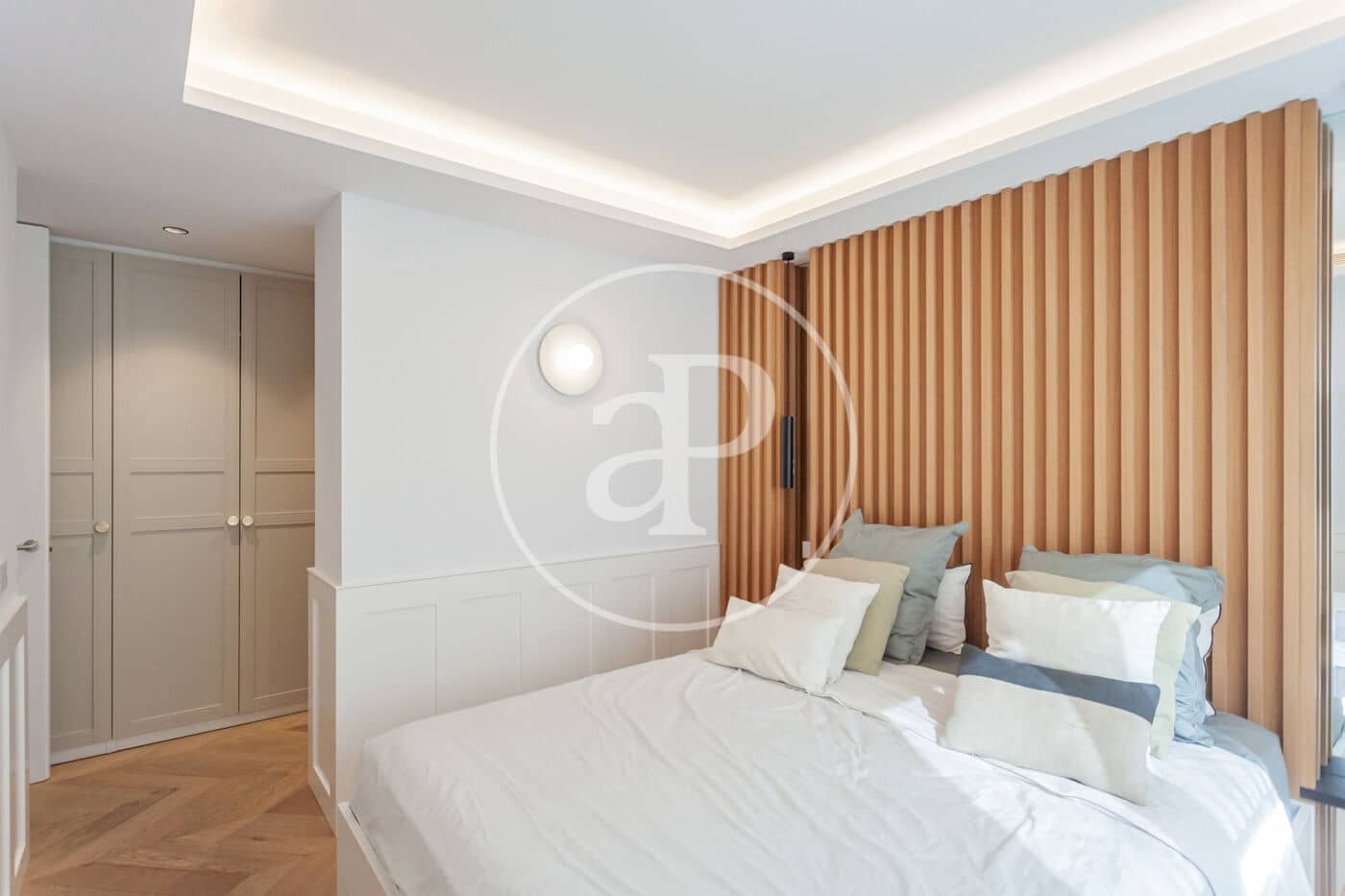 2 Zimmer Apartment zu verkaufen in Madrid Stadt mit Pool Garage - 765.000 € (Ref: 10159581)