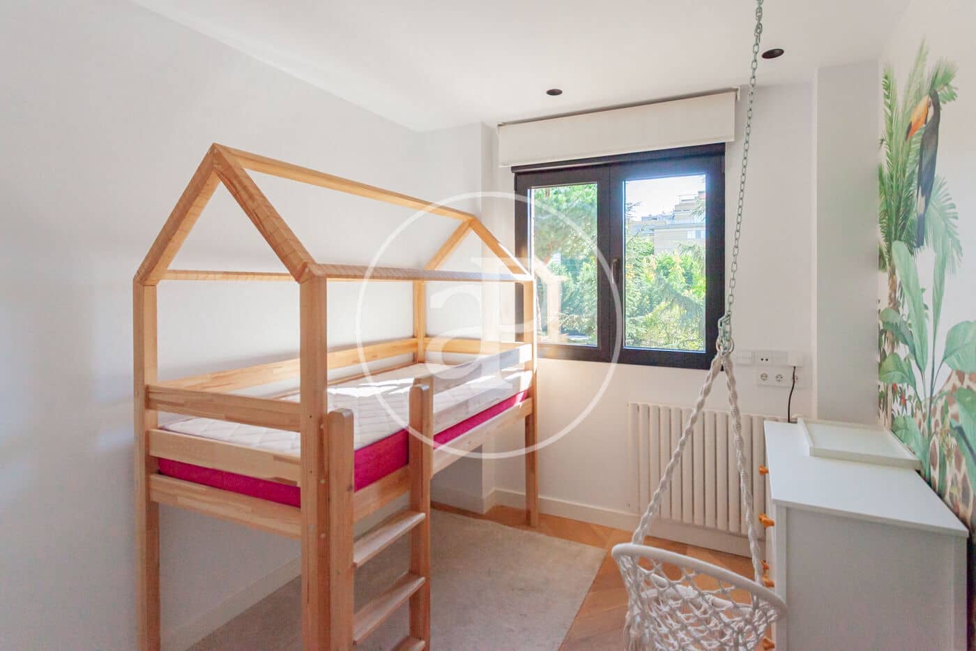 2 Zimmer Apartment zu verkaufen in Madrid Stadt mit Pool Garage - 765.000 € (Ref: 10159581)