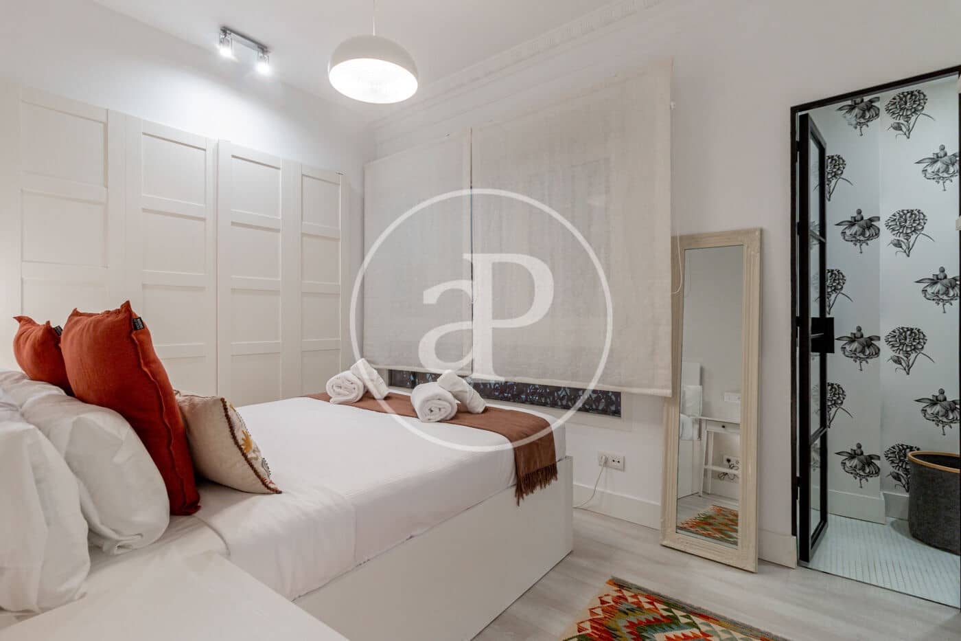 2 soveværelse Lejlighed til leje i Madrid by - € 4.100 (Ref: 10159582)