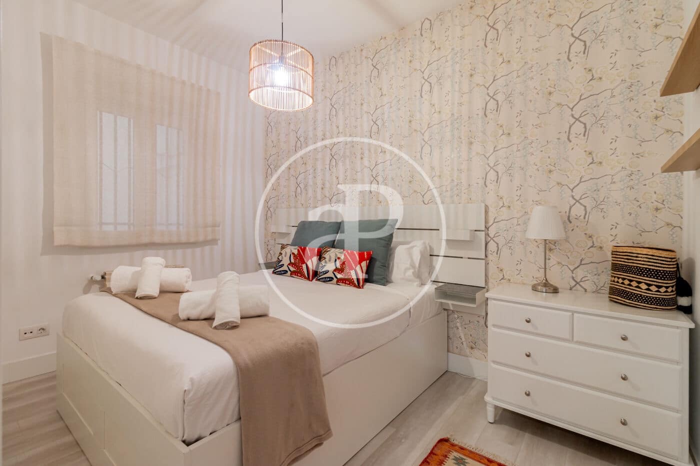 2 soveværelse Lejlighed til leje i Madrid by - € 4.100 (Ref: 10159582)