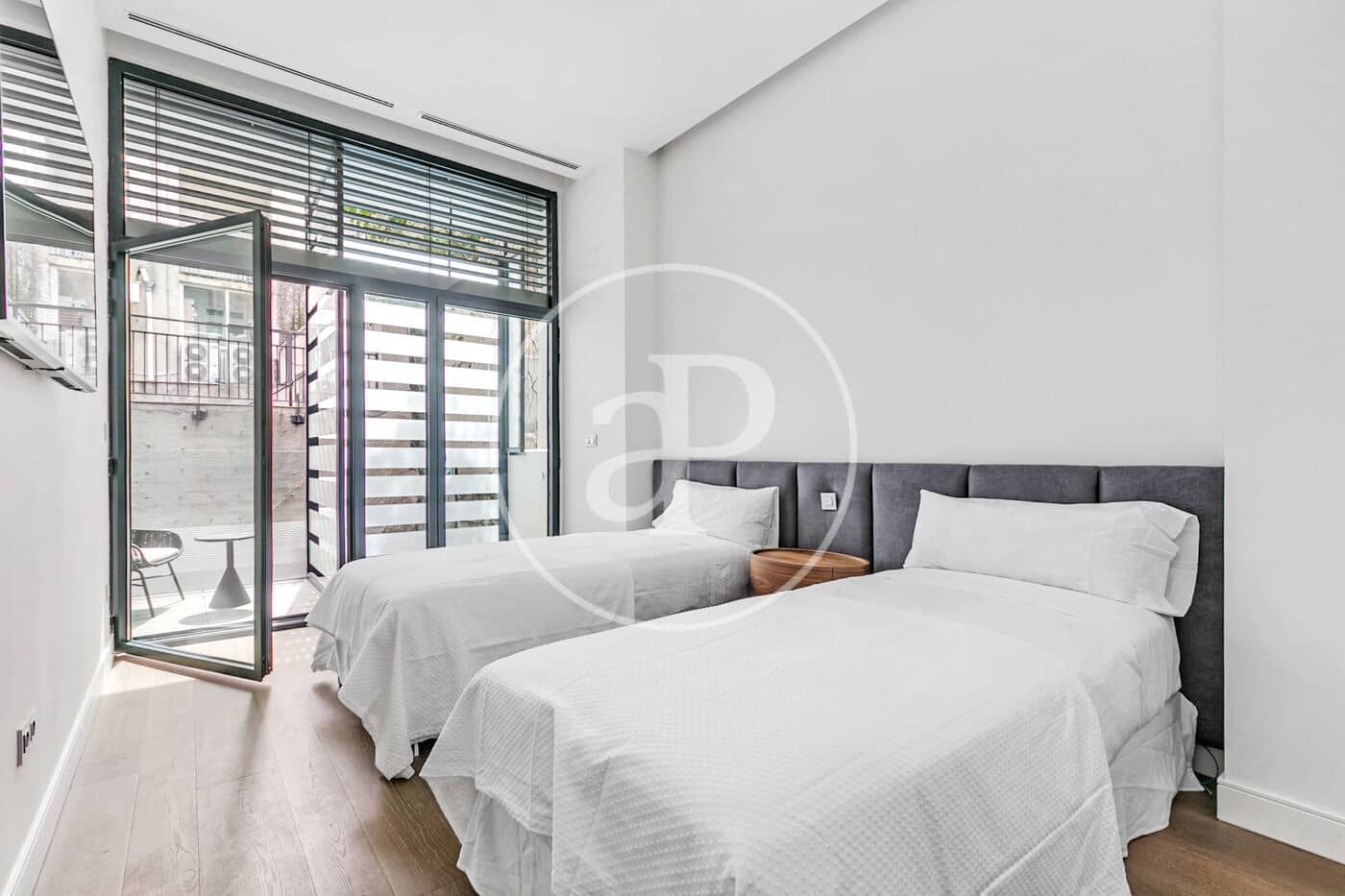 2 soverom Leilighet til leie i Madrid by - € 7 100 (Ref: 10159583)