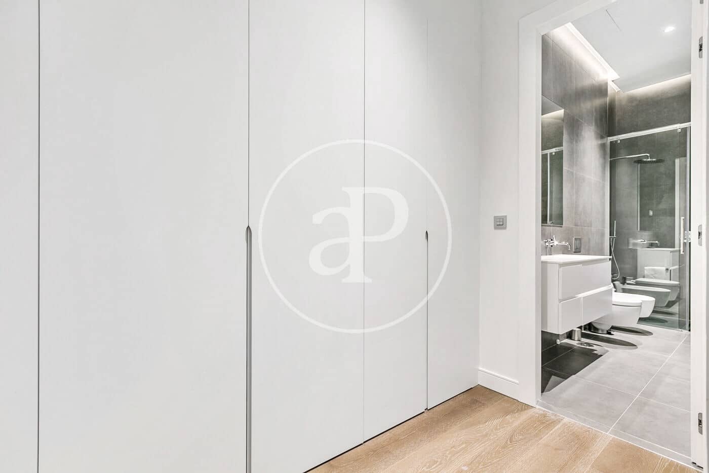 2 soverom Leilighet til leie i Madrid by - € 7 100 (Ref: 10159583)