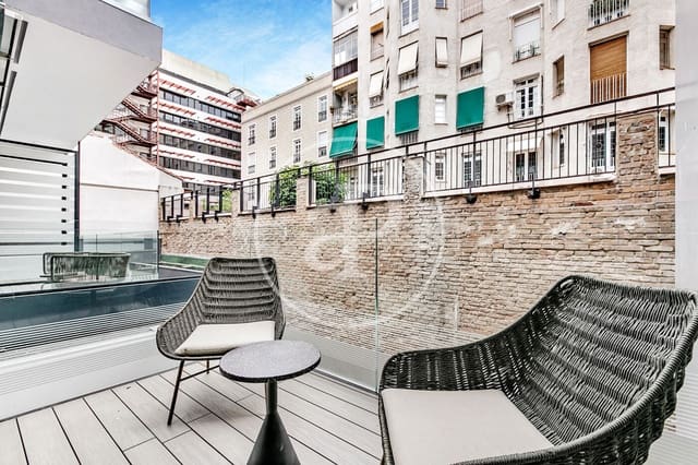 2 soveværelse Lejlighed til leje i Castellana, Madrid by - € 7.100 (Ref: 10159583)