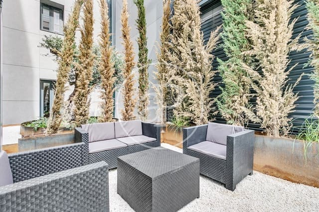 2 soveværelse Lejlighed til leje i Castellana, Madrid by - € 7.100 (Ref: 10159583)