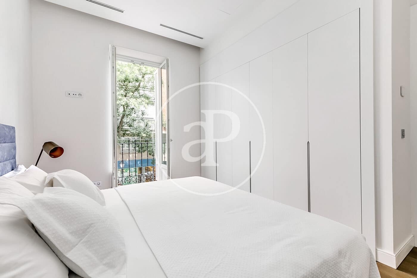 1 soverom Leilighet til leie i Madrid by - € 4 700 (Ref: 10159584)