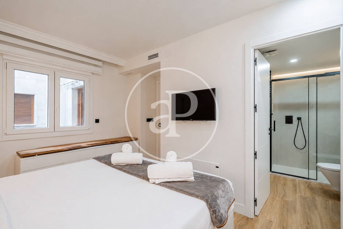 Appartement de 2 chambres à louer à Madrid ville - 4 500 € (Ref: 10159585)