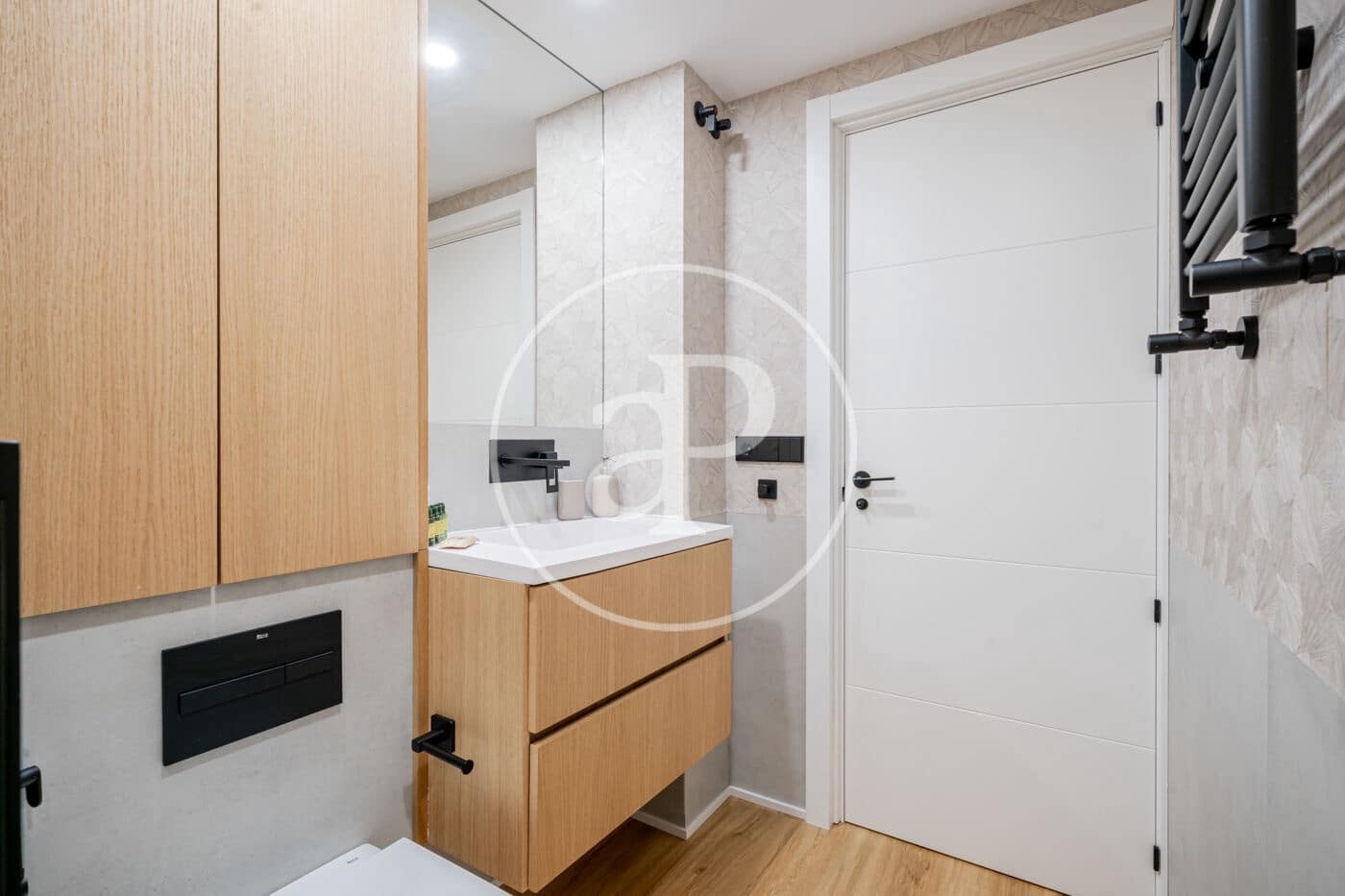 Appartement de 2 chambres à louer à Madrid ville - 4 500 € (Ref: 10159585)
