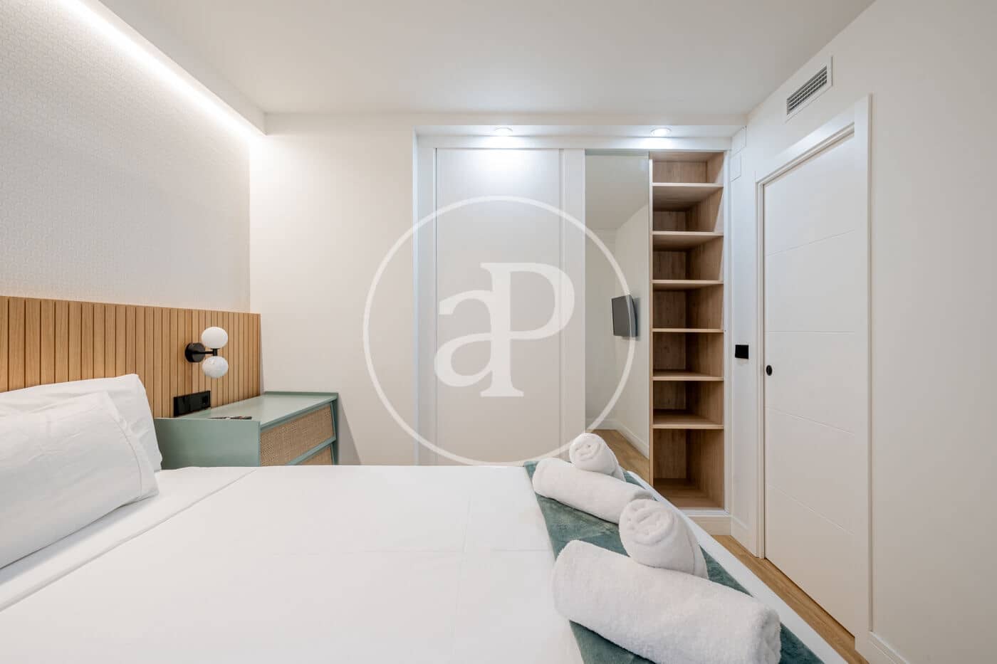 Appartement de 2 chambres à louer à Madrid ville - 4 500 € (Ref: 10159585)