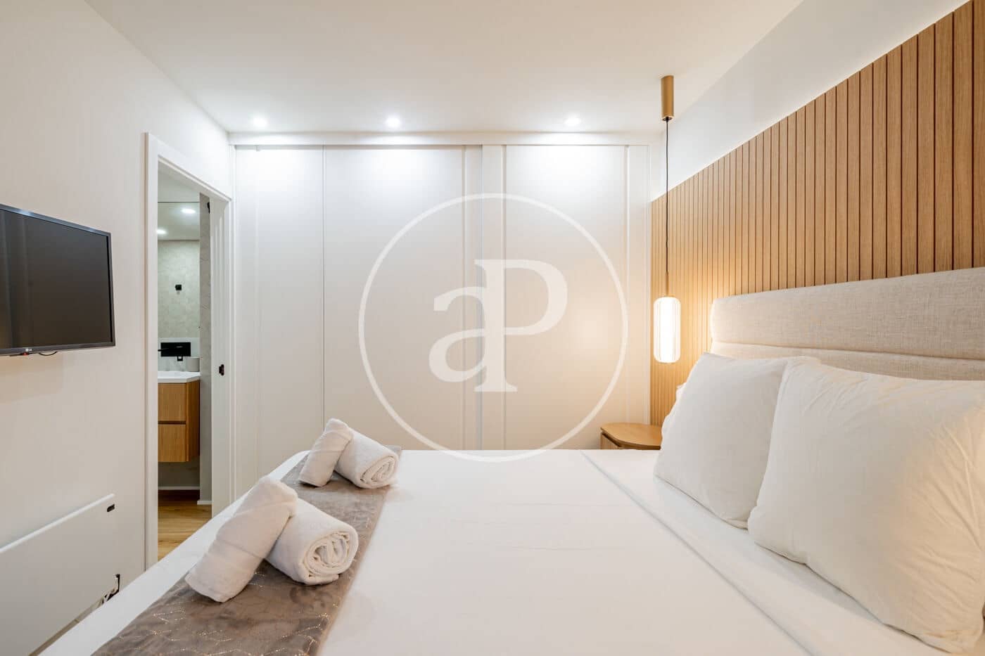 Appartement de 2 chambres à louer à Madrid ville - 4 500 € (Ref: 10159585)