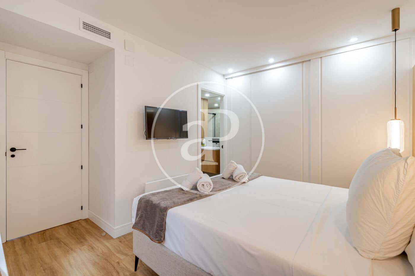 Appartement de 2 chambres à louer à Madrid ville - 4 500 € (Ref: 10159585)