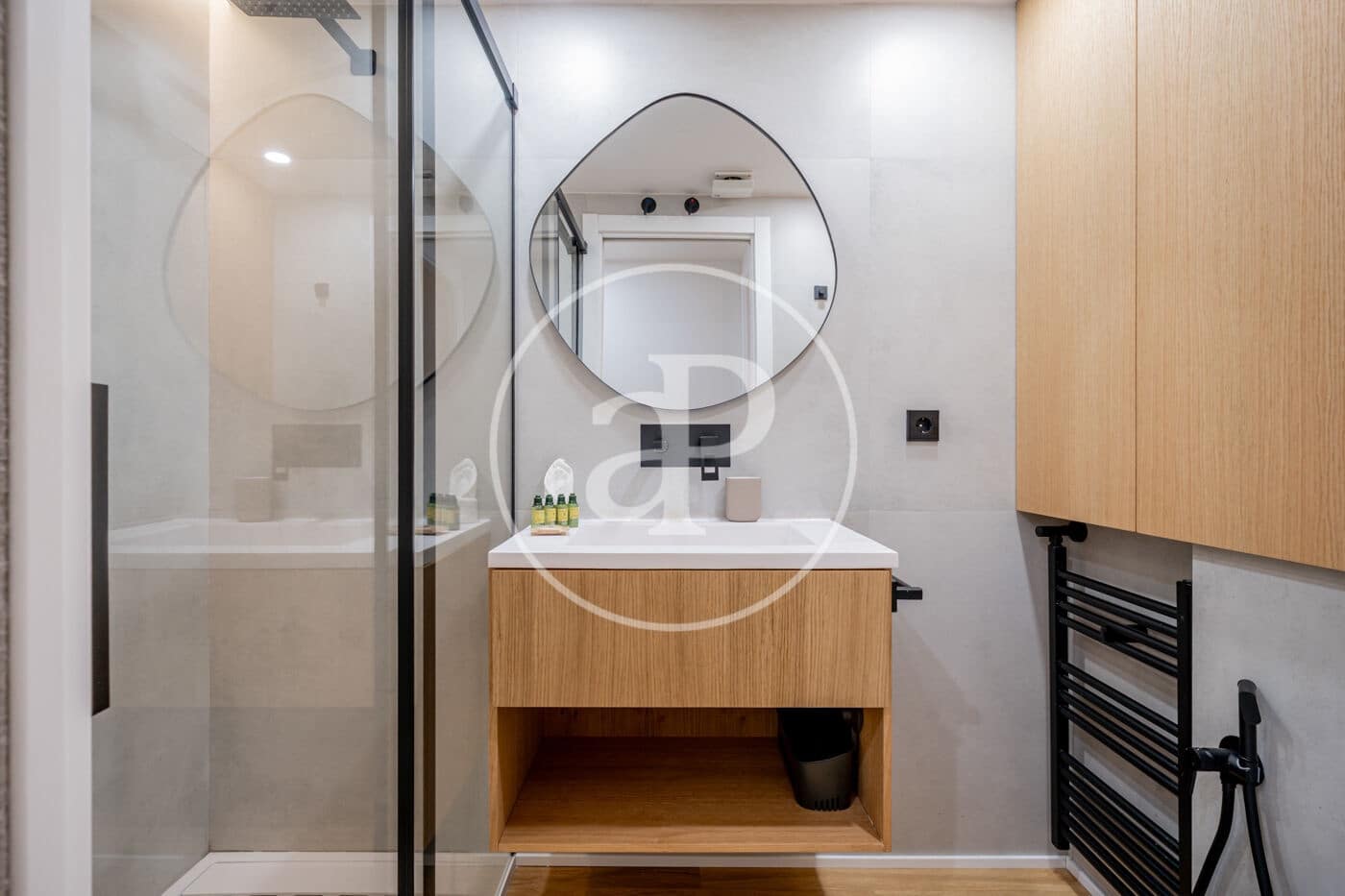 Appartement de 2 chambres à louer à Madrid ville - 4 500 € (Ref: 10159585)