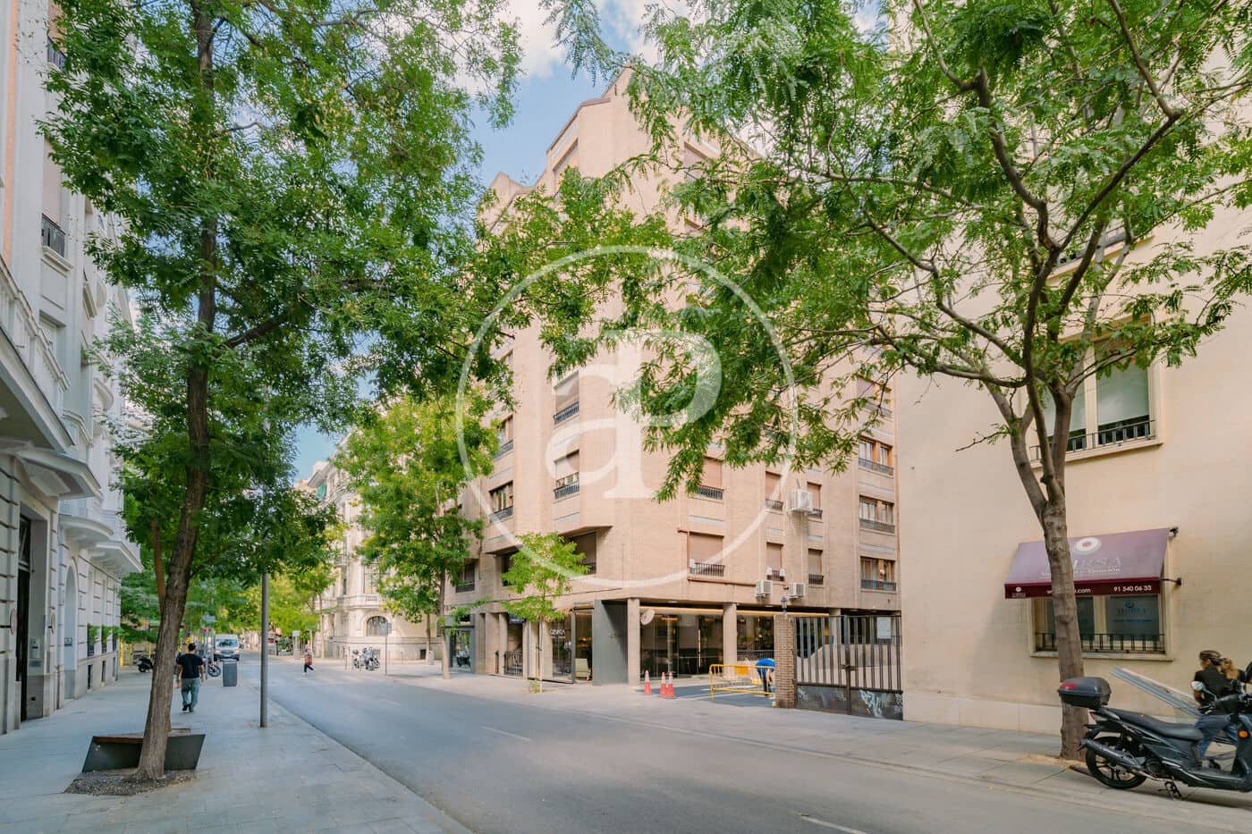 Appartement de 2 chambres à louer à Madrid ville - 4 500 € (Ref: 10159585)