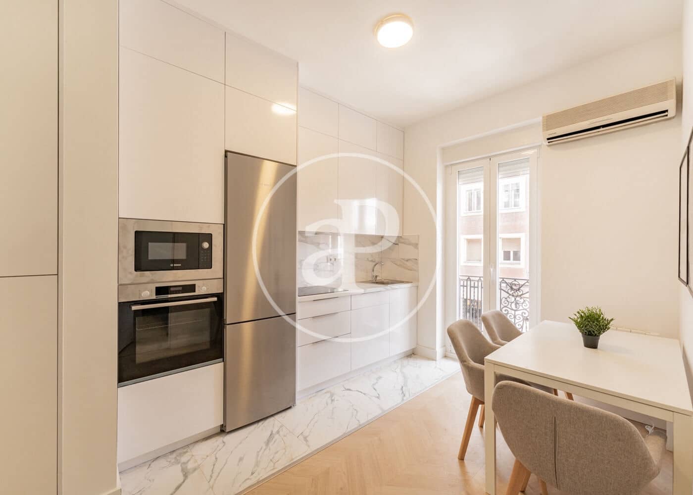 1 slaapkamer Appartement te koop in Madrid stad - € 375.000 (Ref: 10159587)