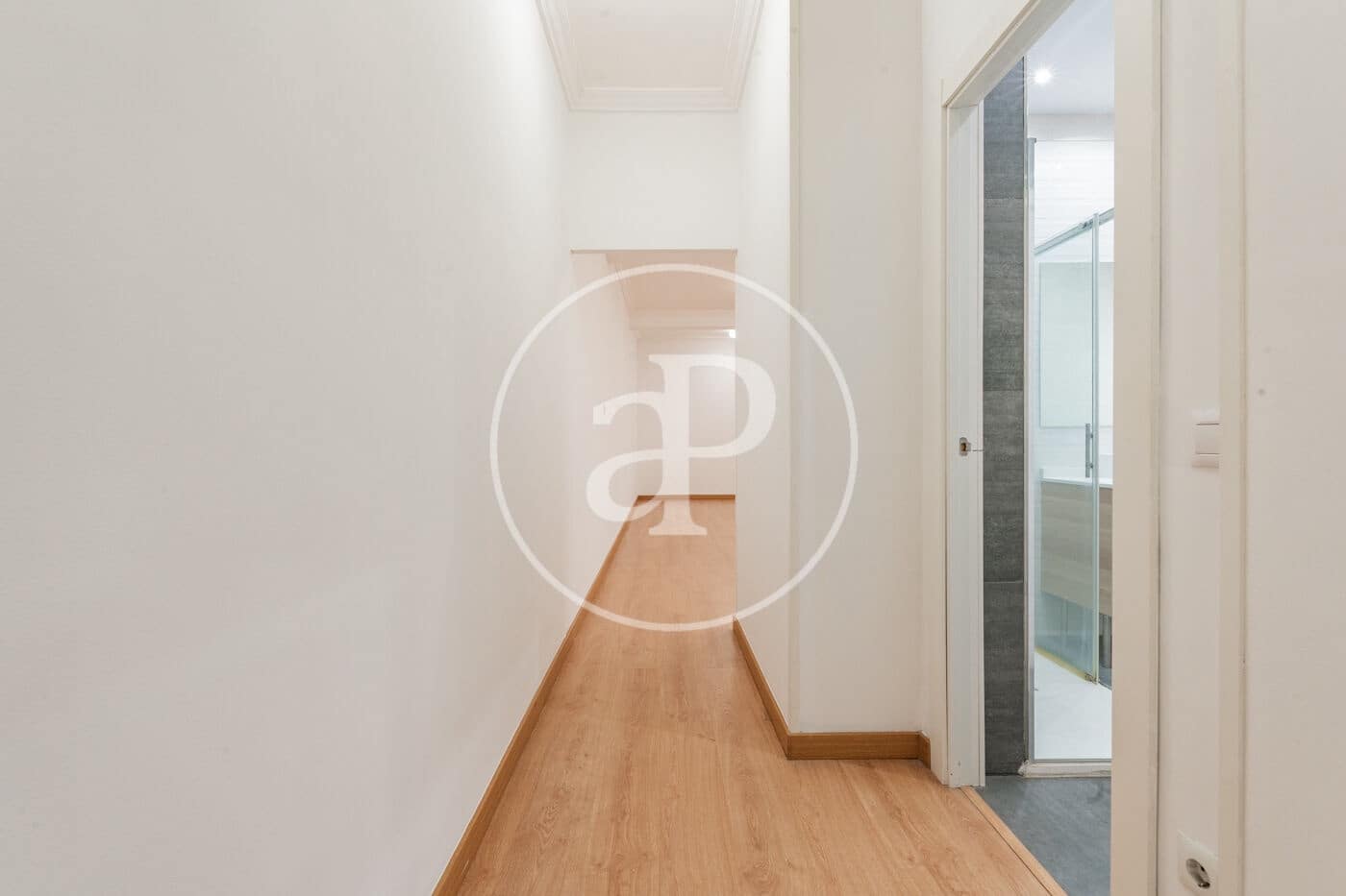 4 bedroom Apartment for rent in Madrid city - € 3,300 (Ref: 10161482)