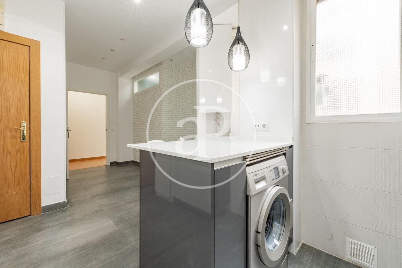 4 bedroom Apartment for rent in Madrid city - € 3,300 (Ref: 10161482)