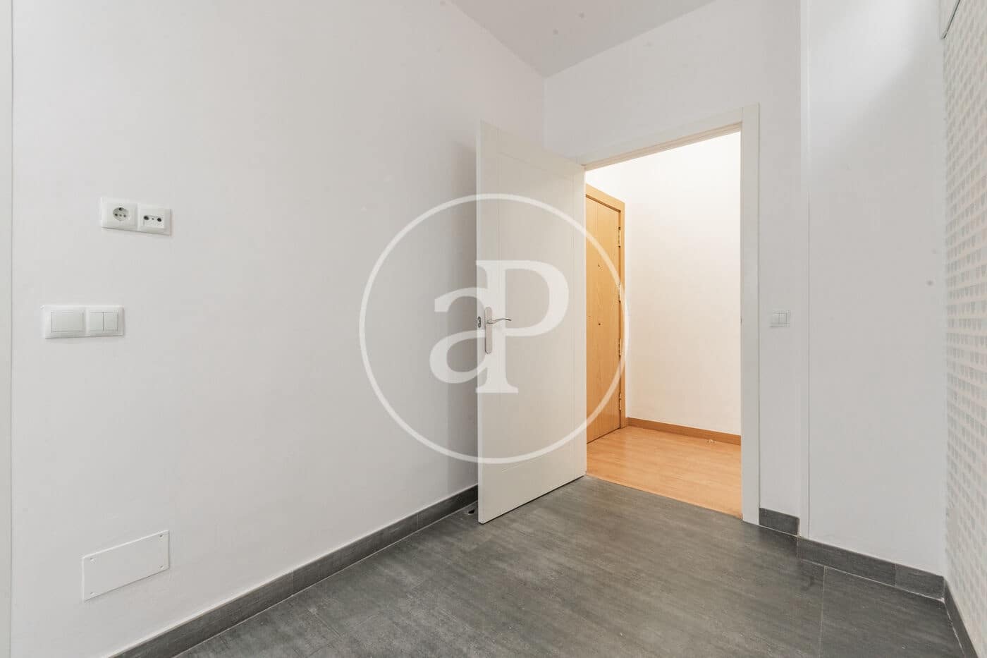 4 bedroom Apartment for rent in Madrid city - € 3,300 (Ref: 10161482)