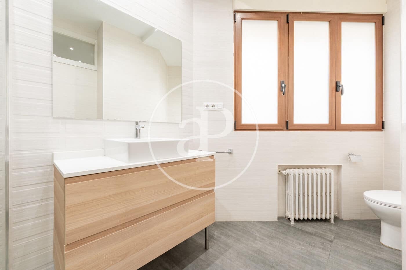 4 bedroom Apartment for rent in Madrid city - € 3,300 (Ref: 10161482)