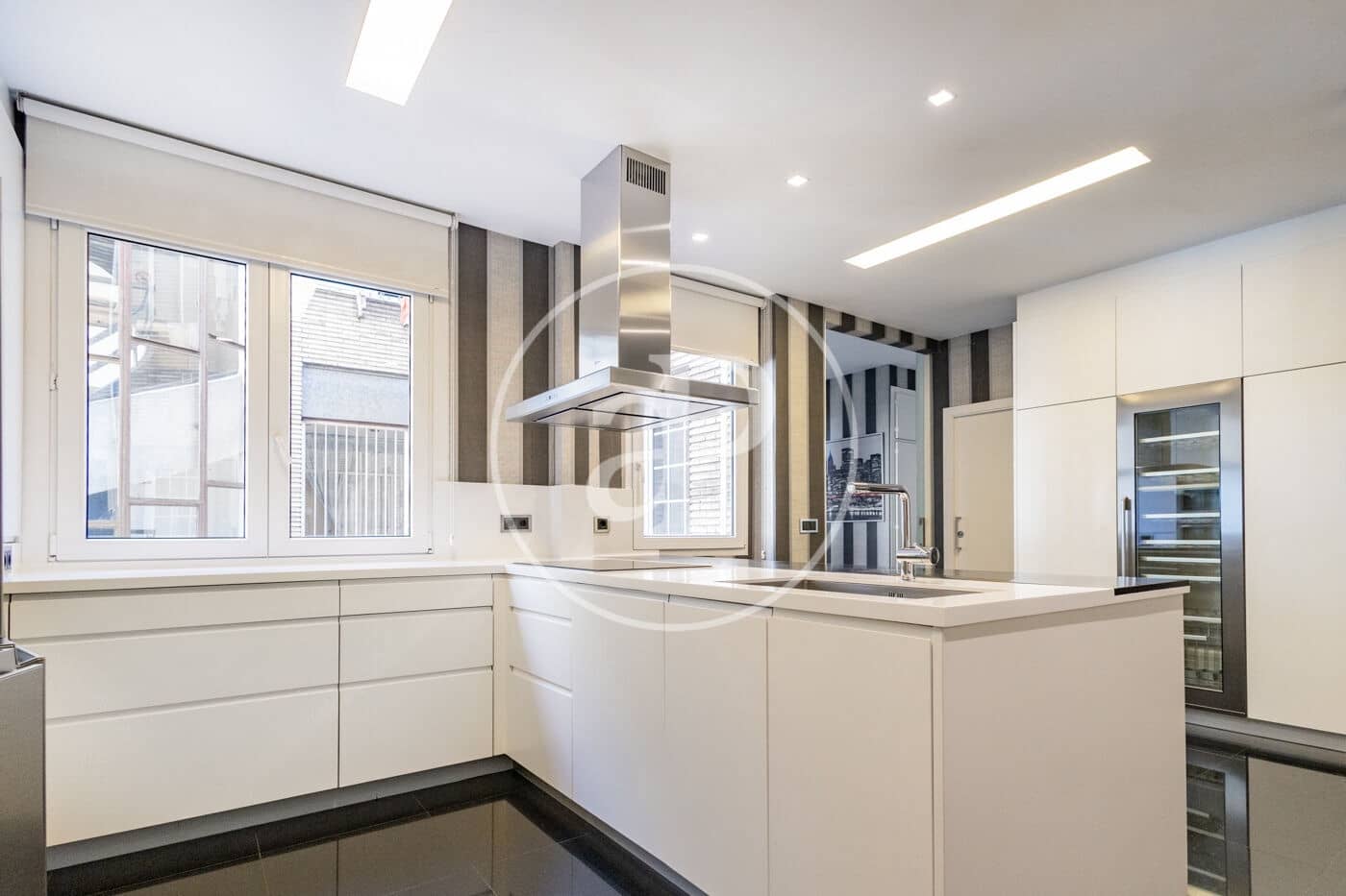 4 soverom Leilighet til salgs i Madrid by med svømmebasseng garasje - € 3 100 000 (Ref: 10161488)