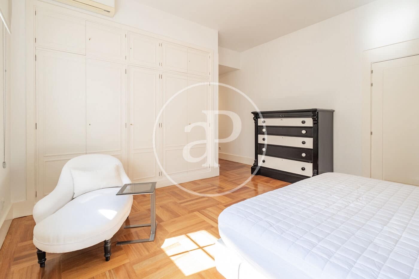 4 soverom Leilighet til salgs i Madrid by med svømmebasseng garasje - € 3 100 000 (Ref: 10161488)