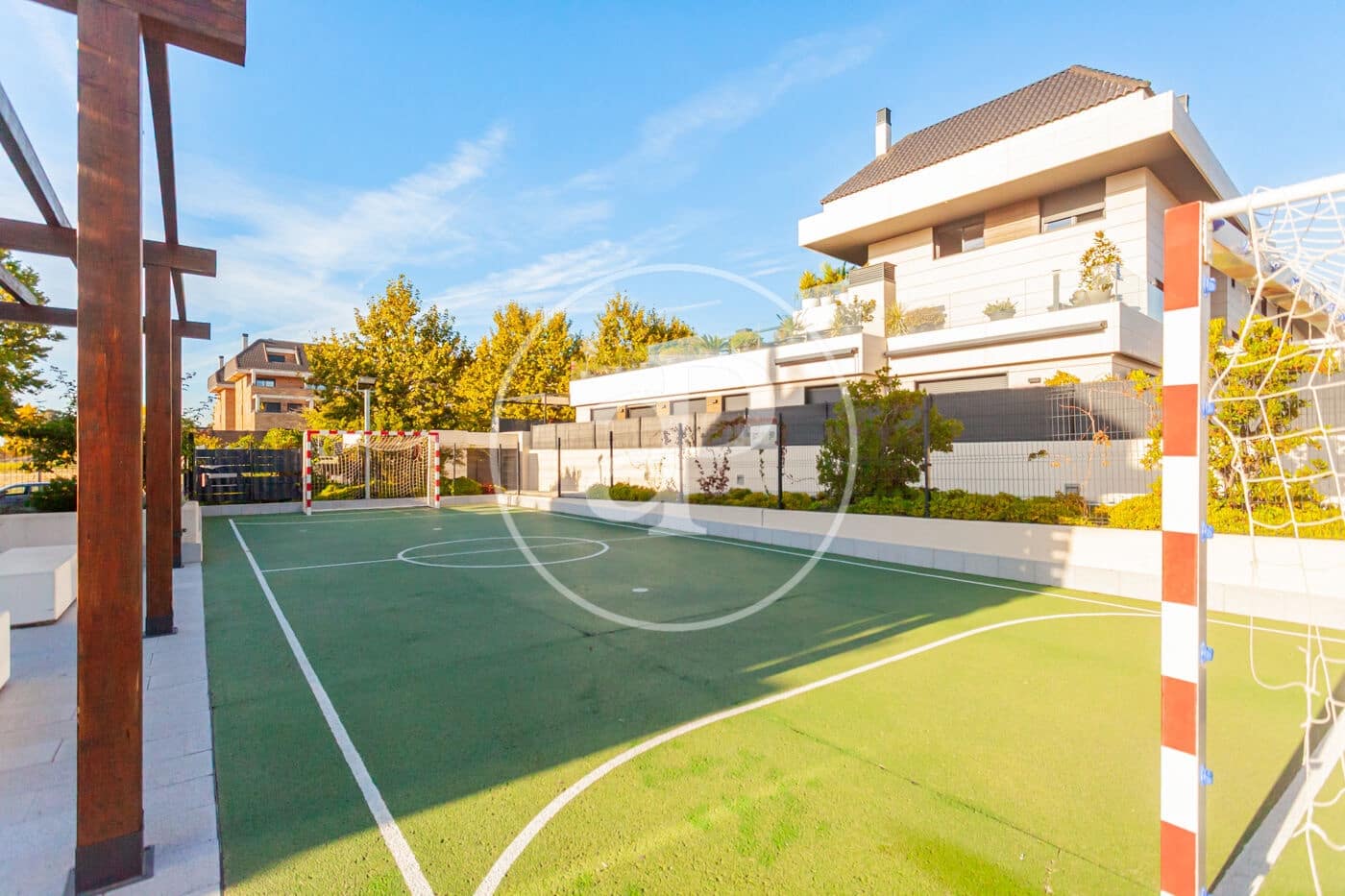 4 bedroom Apartment for sale in Boadilla del Monte with pool garage - € 1,085,000 (Ref: 10164940)