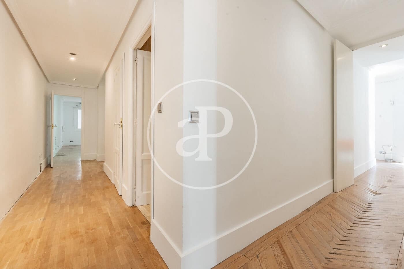 3 soveværelse Lejlighed til salg i Madrid by - € 1.790.000 (Ref: 10164945)